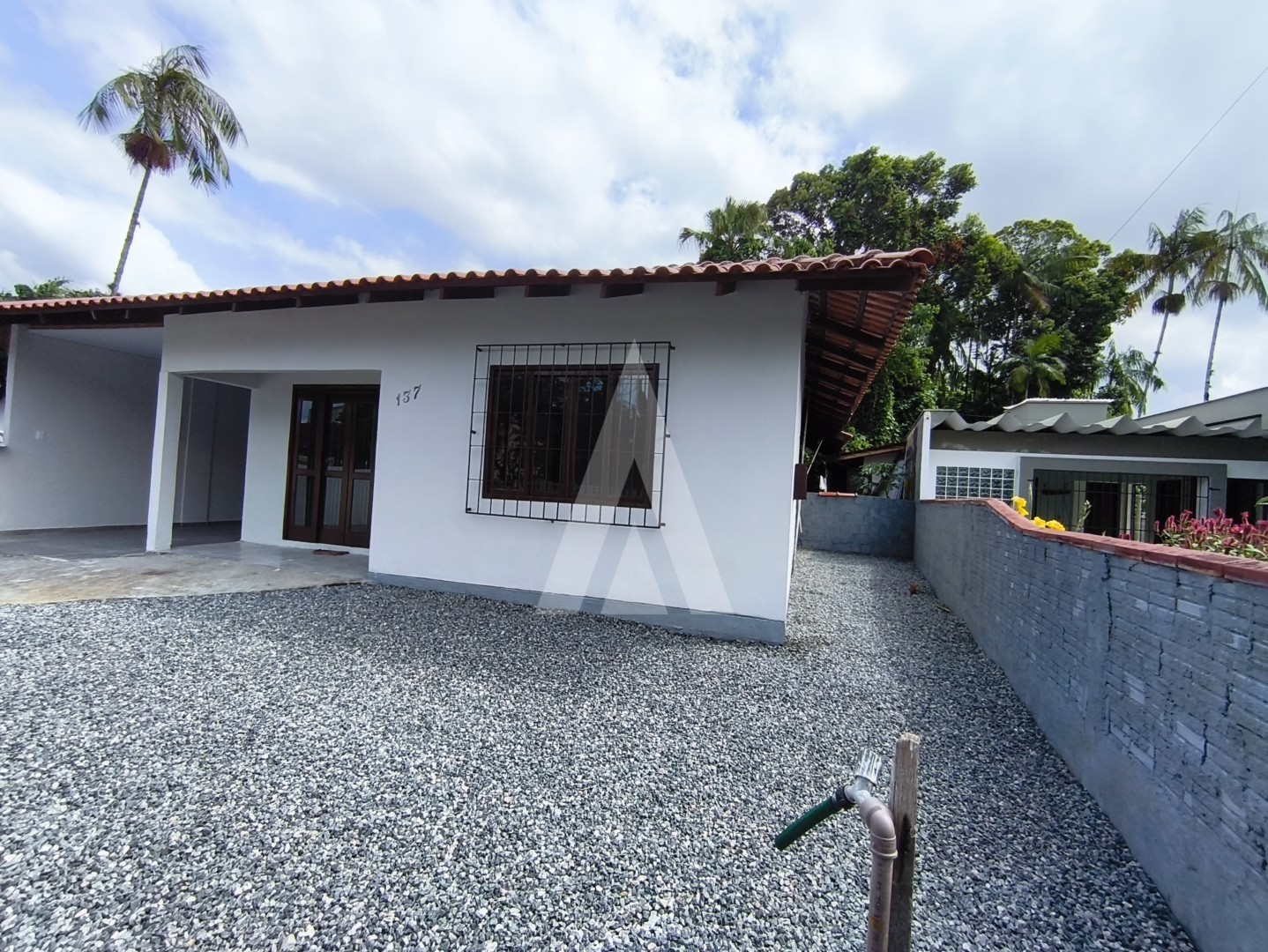 CASA NO ANITA GARIBALDI COM 02 QUARTOS E QUINTAL — foto 3