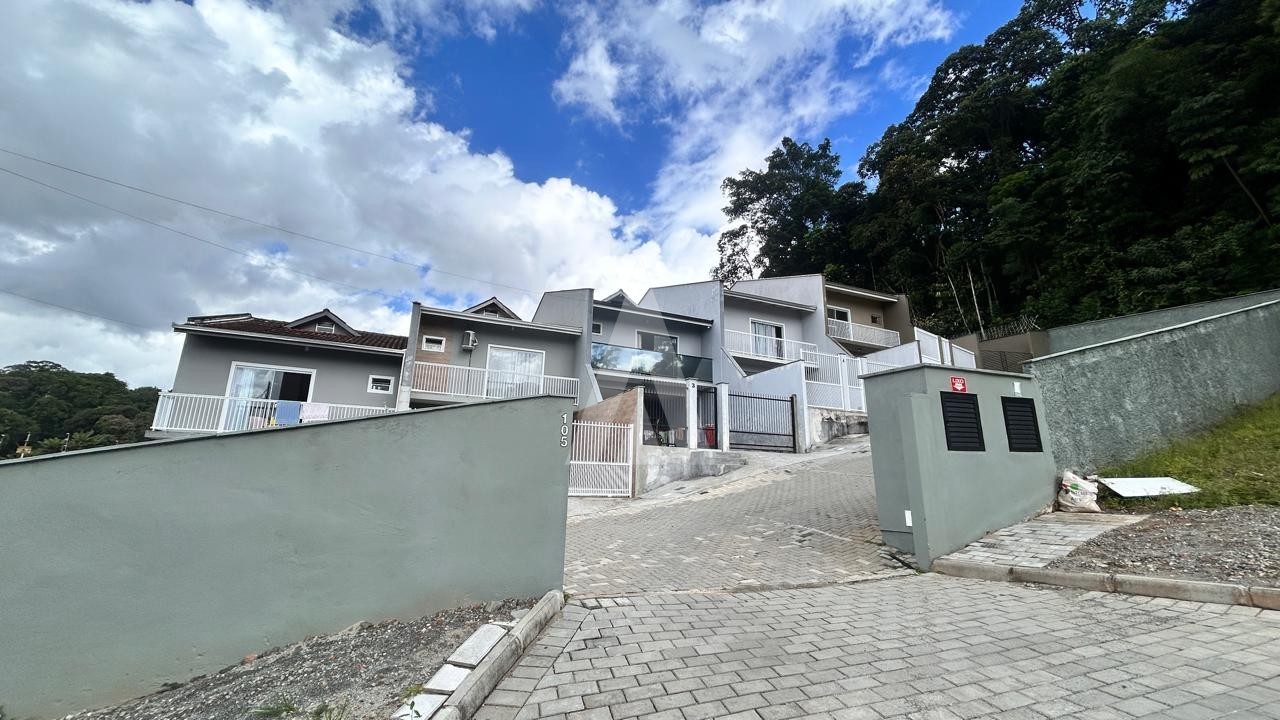 CASA SEMI MOBILIADA, 3 QUARTOS, ESCRITÓRIO, CHURRASQUEIRA NO BAIRRO BOA VISTA. — foto 2