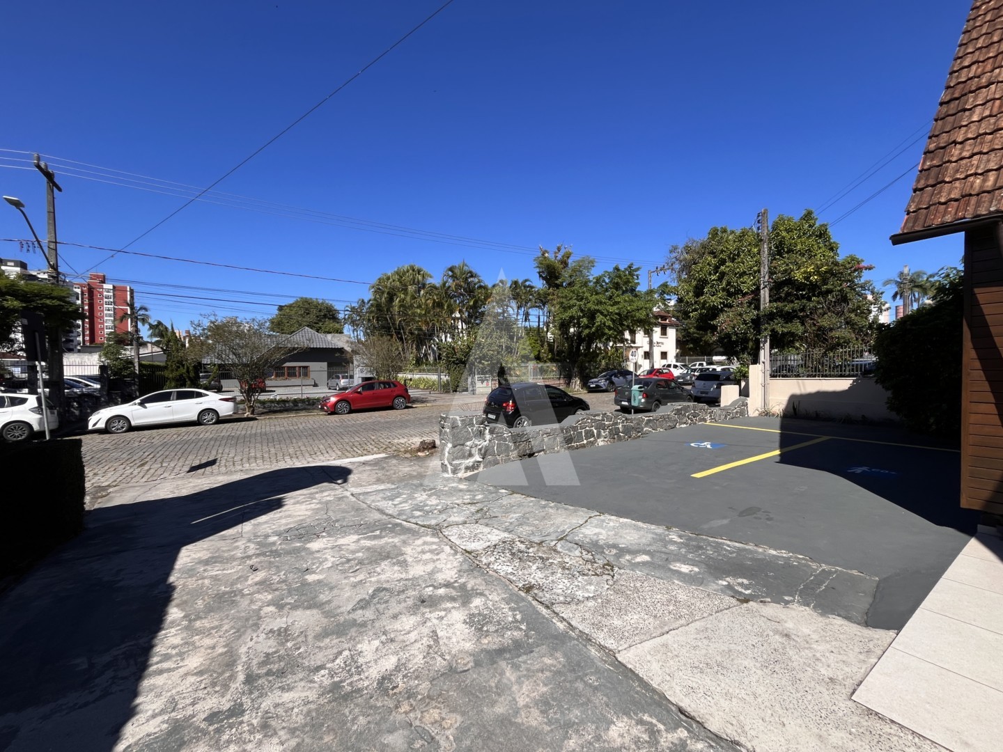 Imóvel comercial, localizado no bairro Anita Garibaldi, com 243.17 m, próximo a importantes instituições de saúde. — foto 2