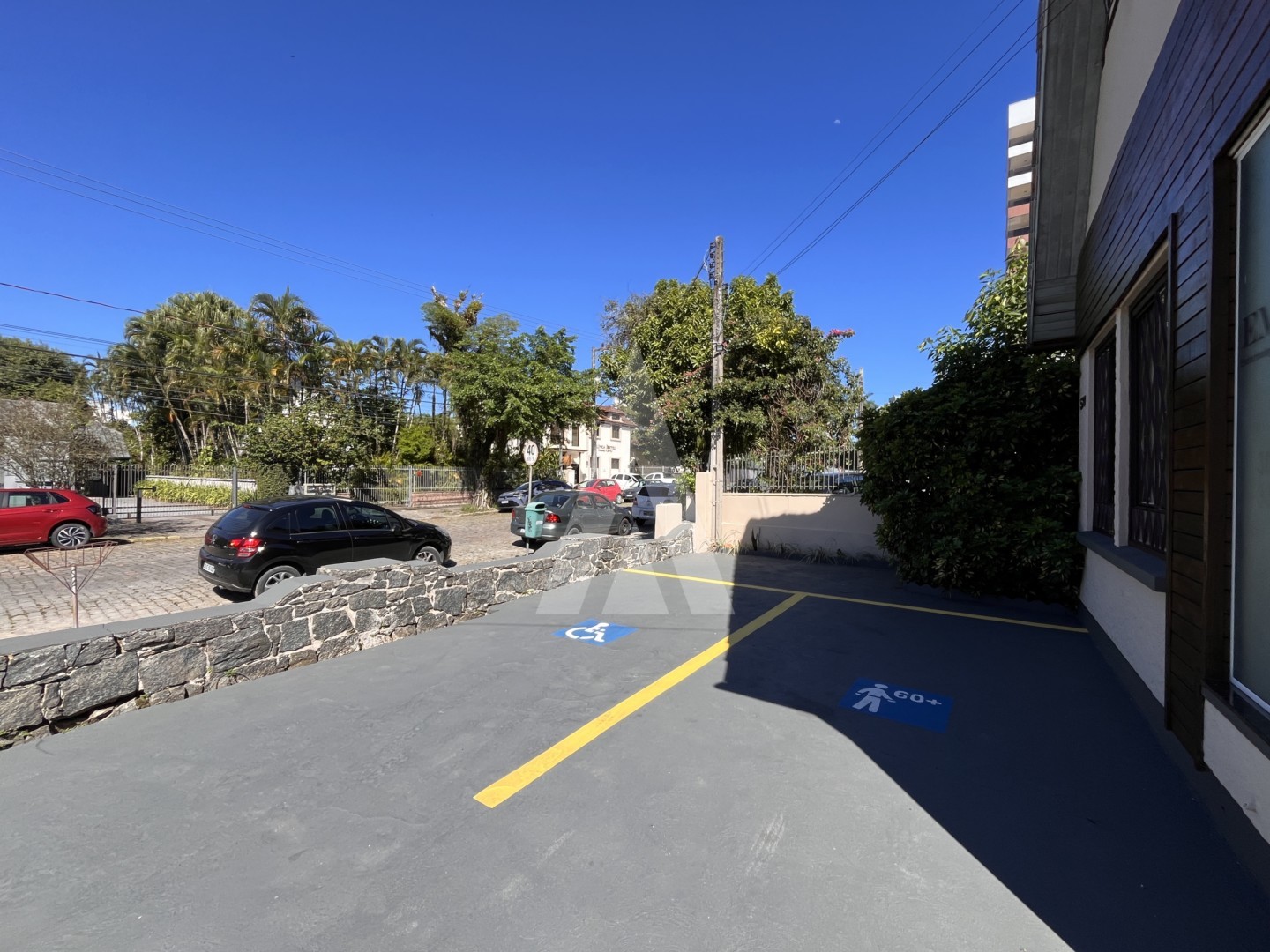 Imóvel comercial, localizado no bairro Anita Garibaldi, com 243.17 m, próximo a importantes instituições de saúde. — foto 3