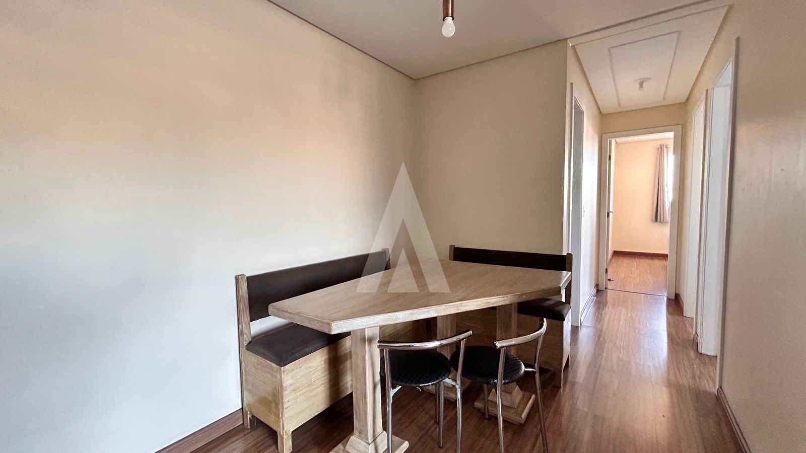 APARTAMENTO SEMI MOBILIADO COM 3 QUARTOS, SACADA COM CHURRASQUEIRA NO BAIRRO FLORESTA. — foto 7