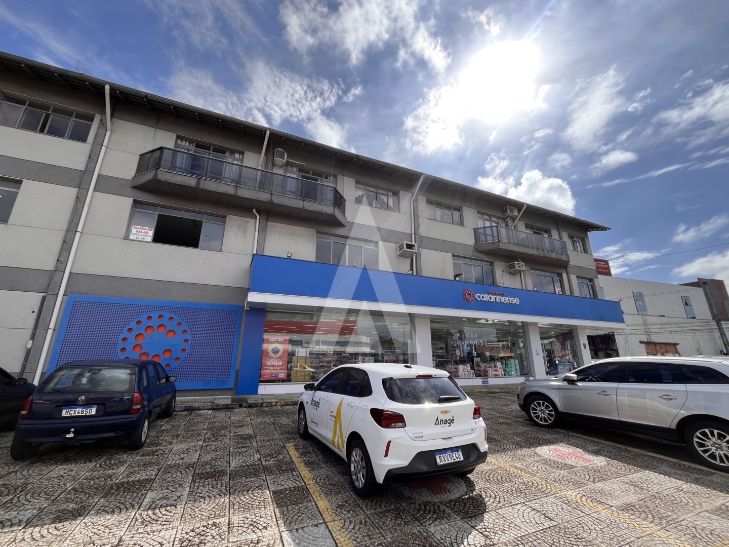 Sala comercial ampla no bairro América, Joinville, com 386.32 m. — foto 2