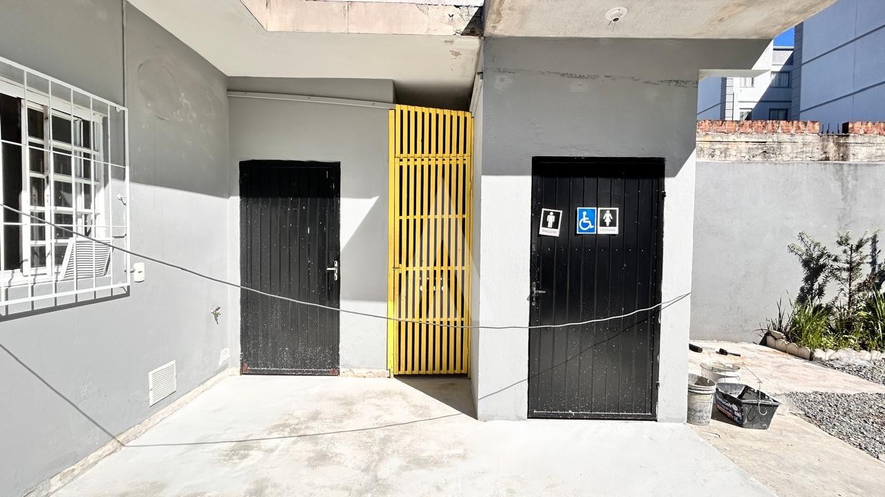 LOJA COMERCIAL COM 76,M COM AMPLO ESTACIONAMENTO, LAVABOS NO BAIRRO VILA NOVA. — foto 7