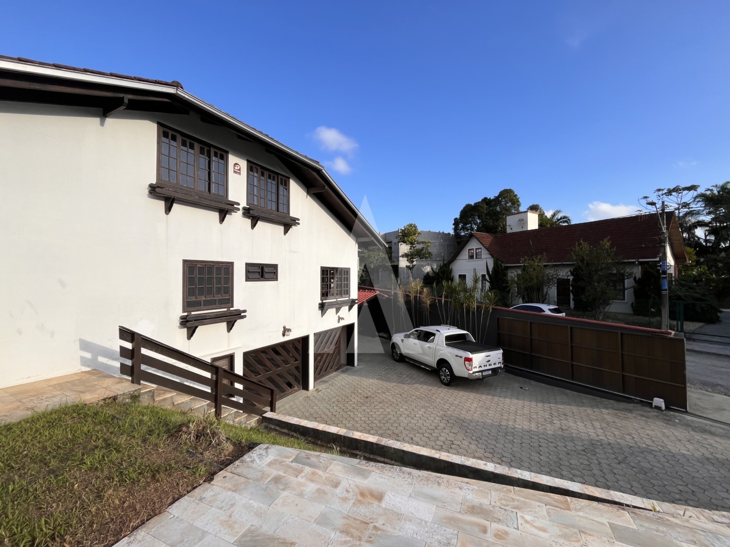 Casa Comercial no bairro Saguaçu, Joinville, com 329.48 m — foto 4