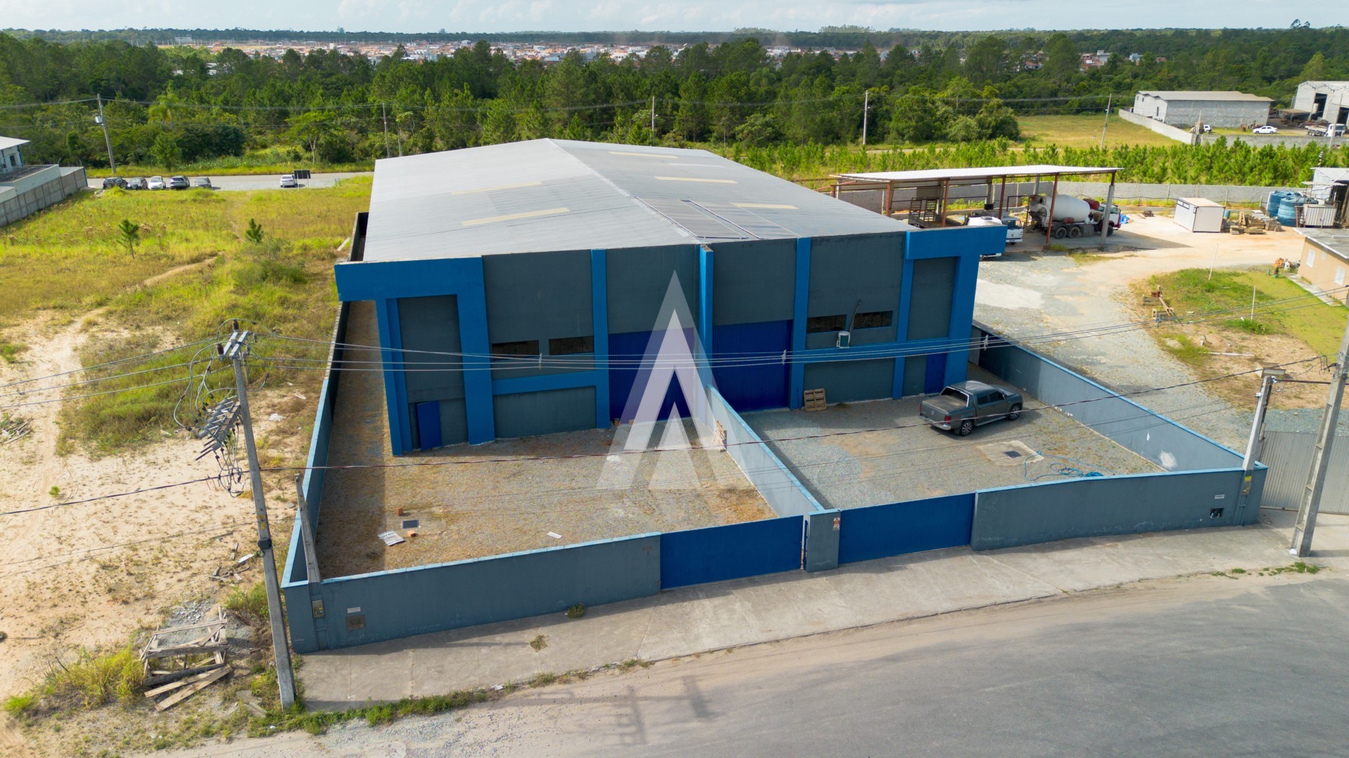 Galpão com 672m na cidade de Araquari. - foto 1