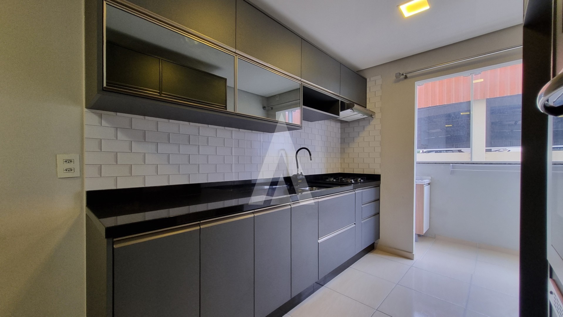 Apartamento com 2 quartos, elevador e 1 vaga de garagem no bairro Boehmerwald — foto 7