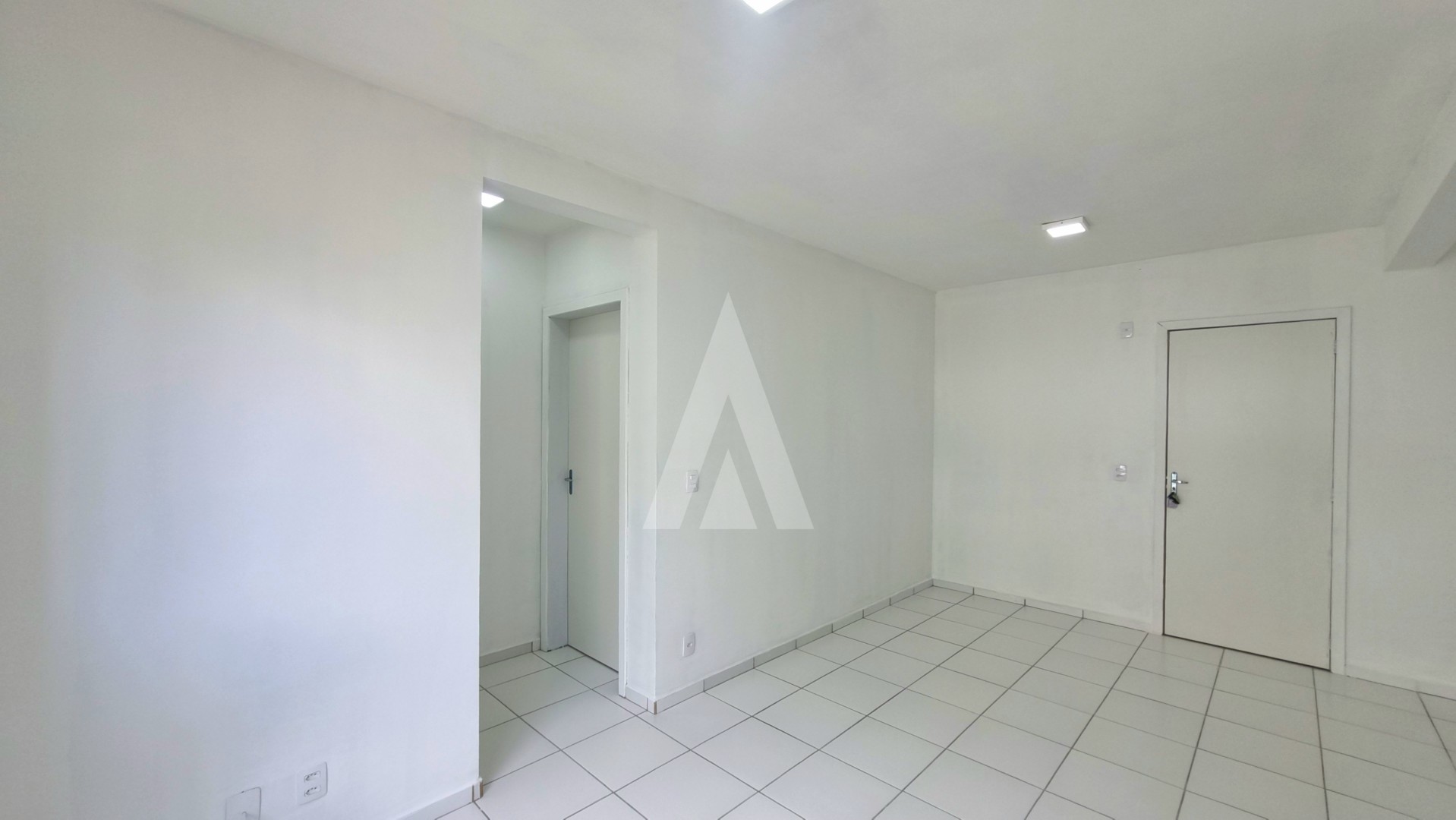 Apartamento com 2 quartos, portão eletrônico e 1 vaga de garagem no bairro Vila Nova — foto 5