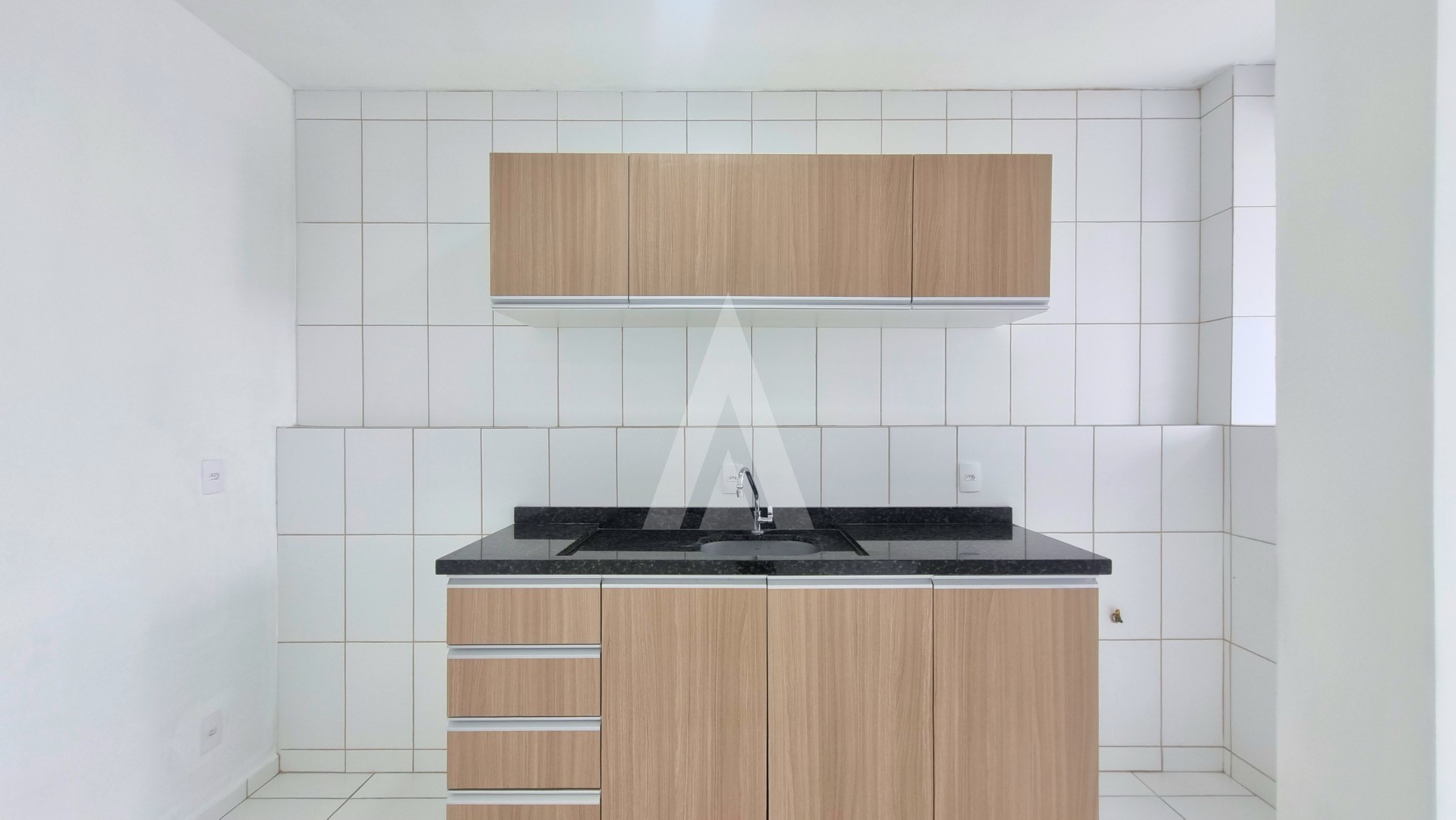 Apartamento com 2 quartos, portão eletrônico e 1 vaga de garagem no bairro Vila Nova — foto 7