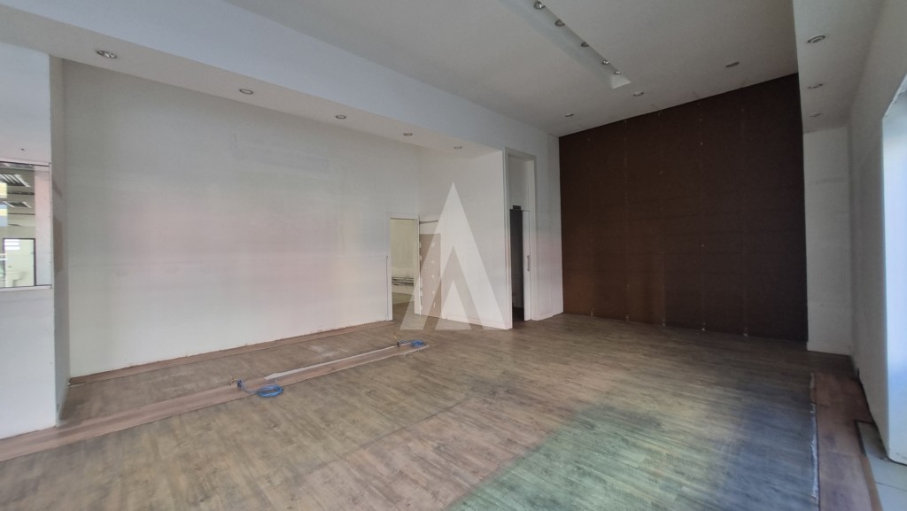 Loja Comercial na Rua Blumenau com 296 m, no bairro América, um dos endereços mais nobres de Joinville. — foto 6