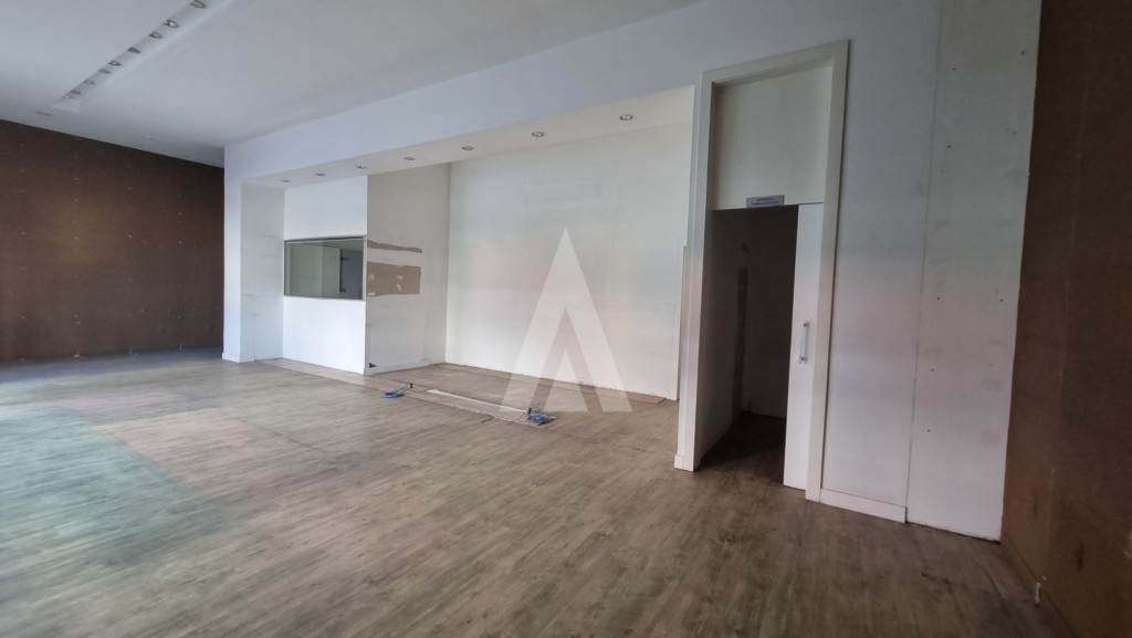 Loja Comercial na Rua Blumenau com 296 m, no bairro América, um dos endereços mais nobres de Joinville. — foto 7