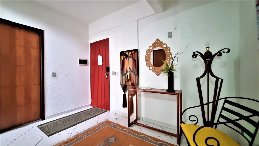 Apartamento com 2 quartos no bairro Anita Garibaldi com sacada e vaga de garagem — foto 2