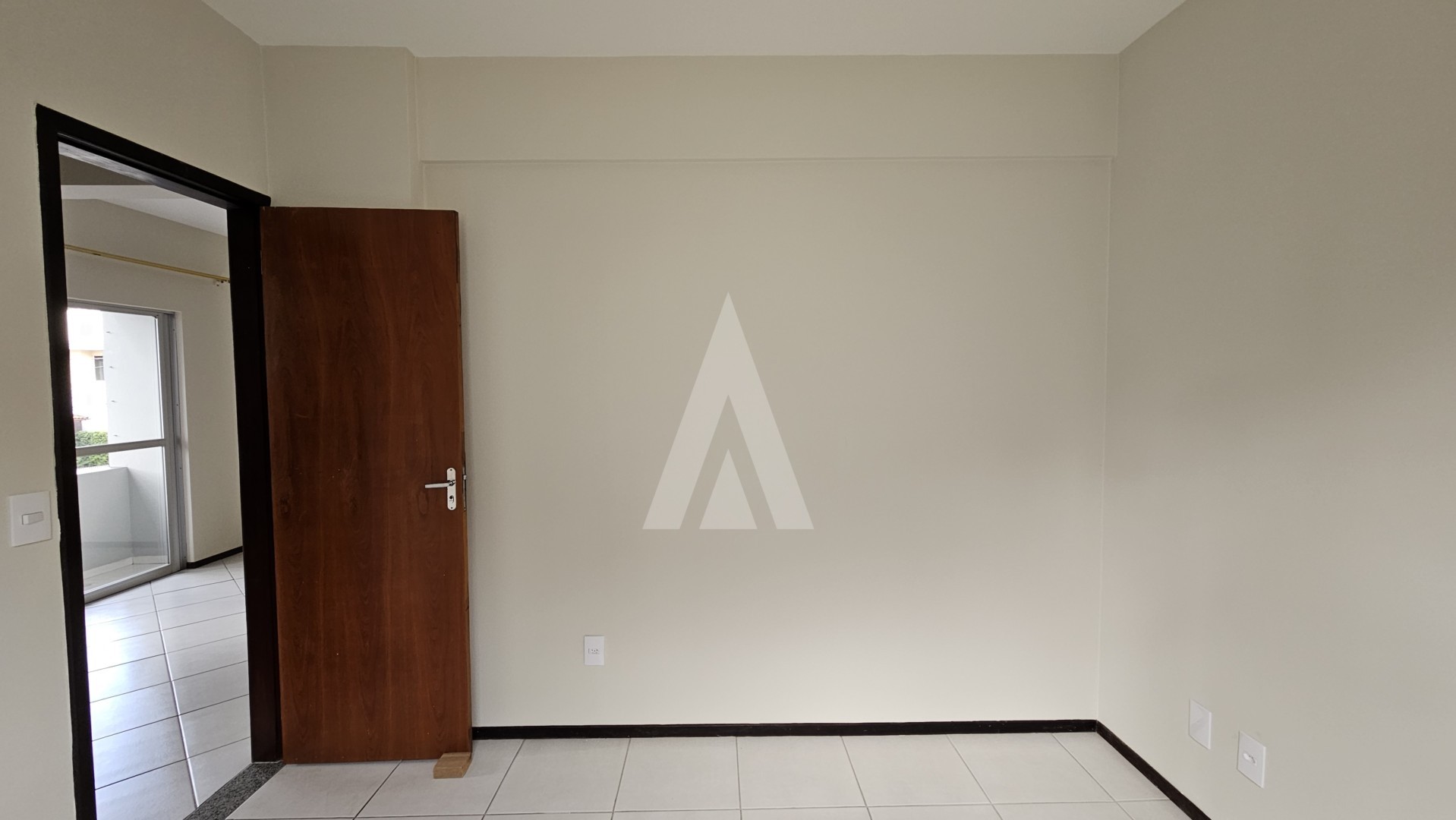 Apartamento com 02 quartos no bairro Anita Garibaldi. — foto 6