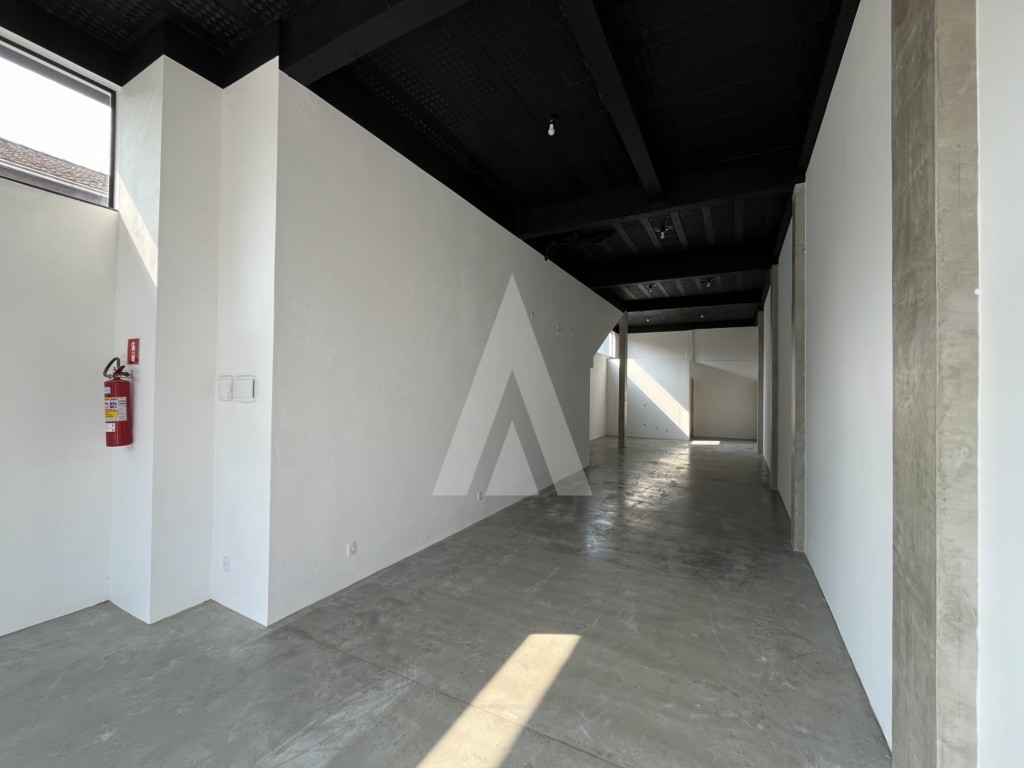 LOJA COMERCIAL NO SANTO ANTONIO COM 100 M ÚTIL E 4,5 M DE PÉ DIREITO — foto 6