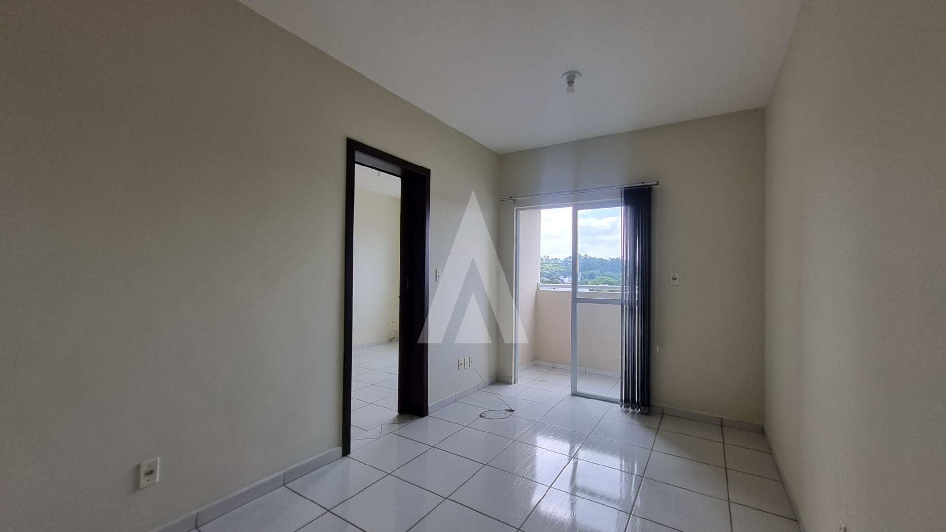 Apartamento com 01 quarto, sendo uma suíte no bairro Costa e Silva. — foto 5