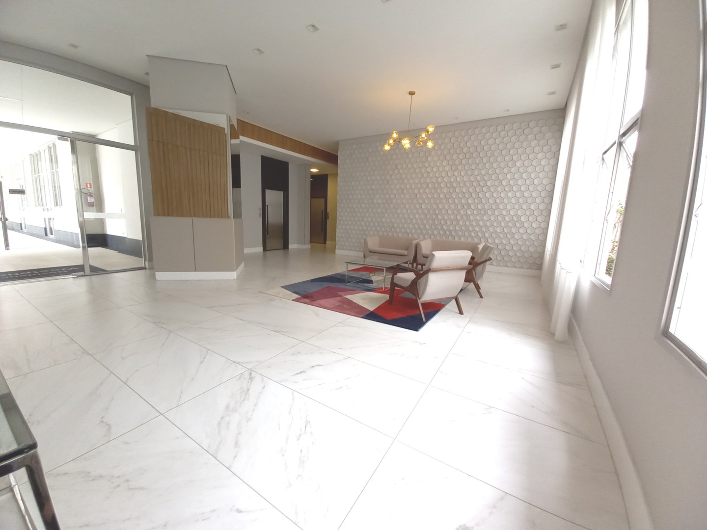 Apartamento para locacao no Reboucas em Curitiba com 109m² por R$ 3.000,00