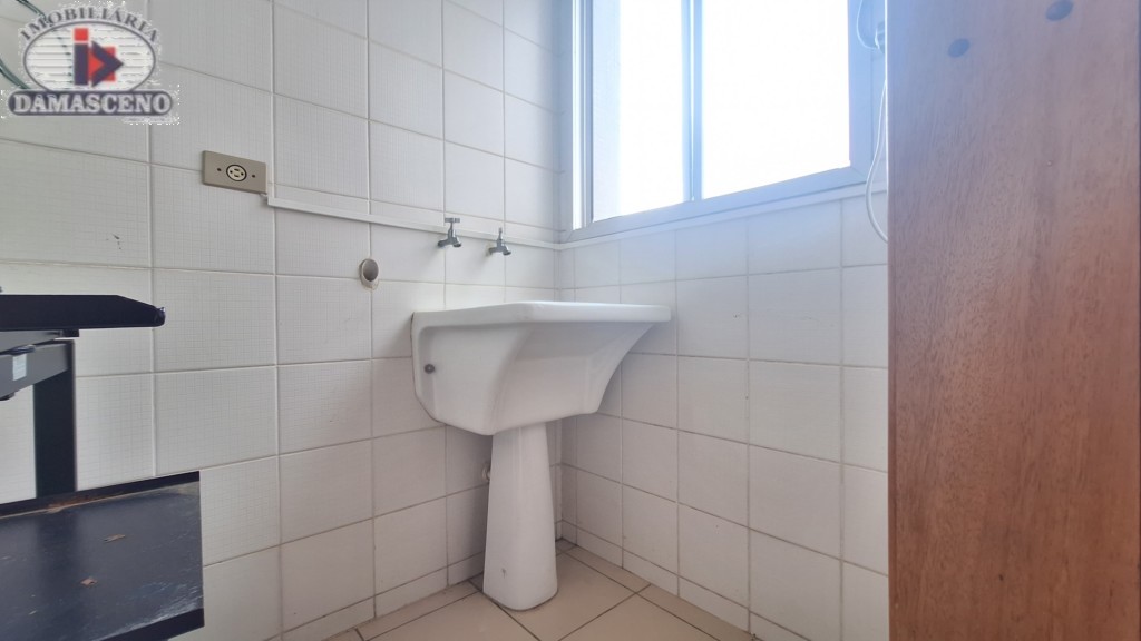 Apartamento para alugar em Reboucas, Curitiba — TESTE 12342