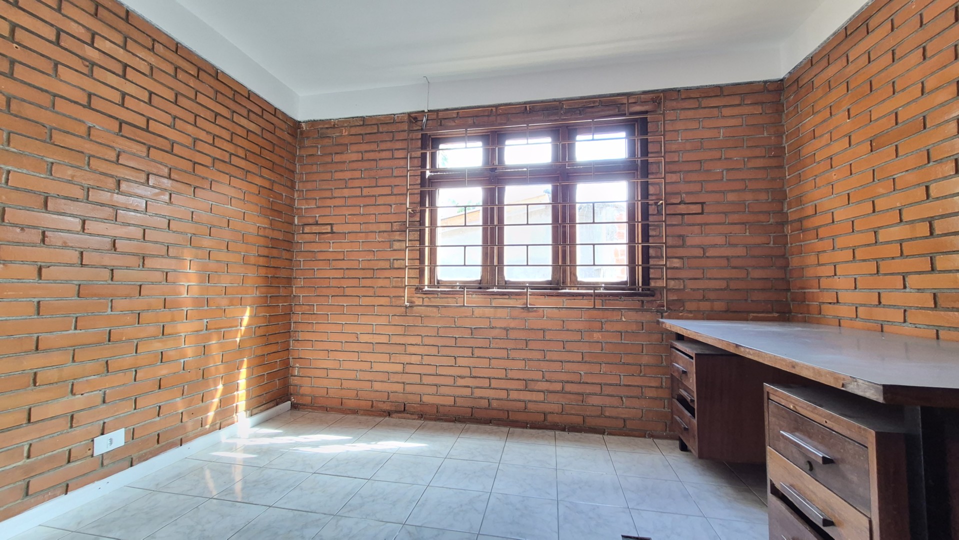Sala/Conjunto Comercial para alugar em Sao Francisco, Curitiba — Portal Chave Fácil