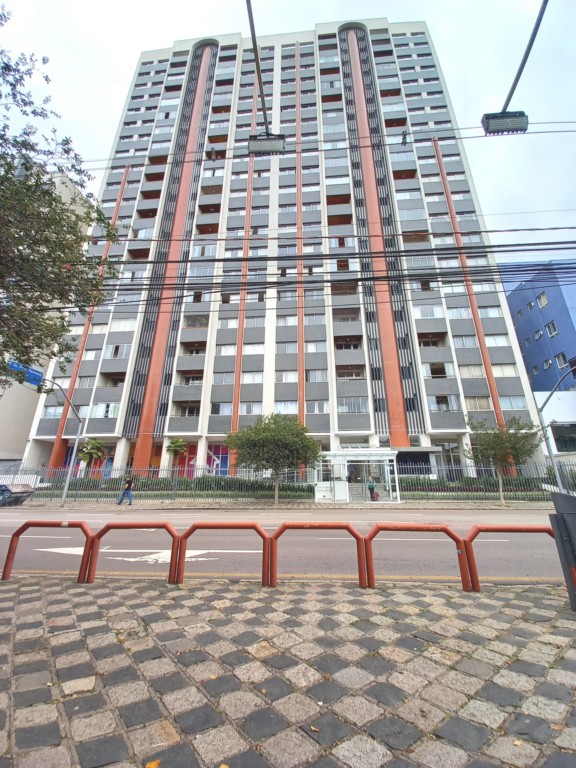 Apartamento para alugar em Reboucas, Curitiba — Portal Chave Fácil