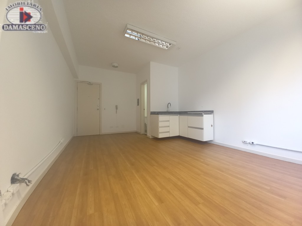 Conjunto Comercial para locacao no Batel em Curitiba com 31,5m² por R$ 1.000,00