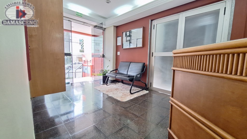 Kitinet para locacao no Centro em Curitiba com 31,72m² por R$ 1.222,22