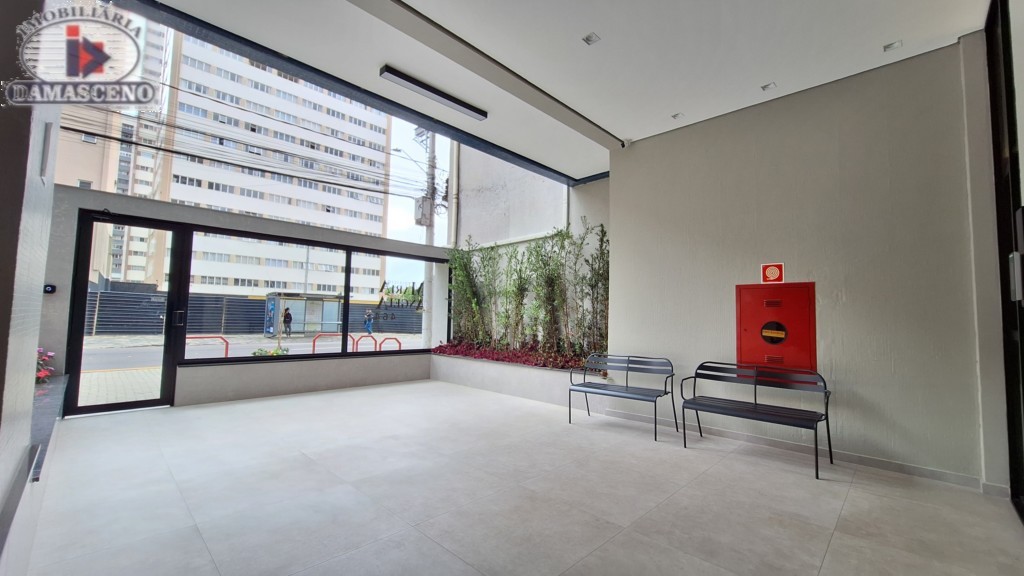 Apartamento para venda no Centro em Curitiba com 76,66m² por R$ 330.000,00