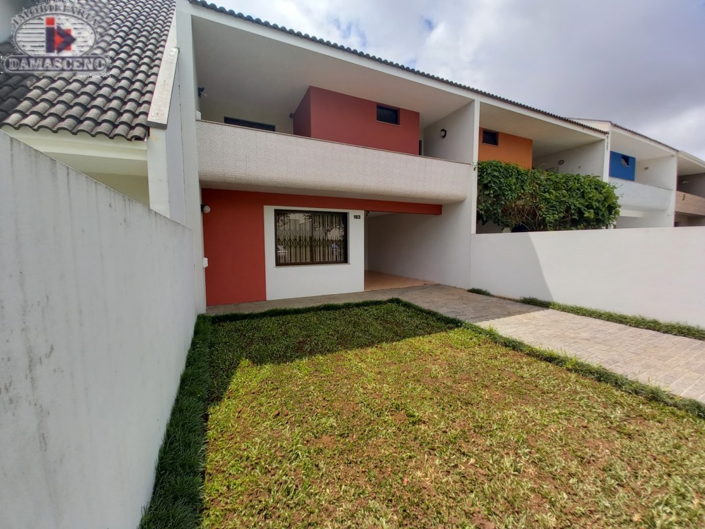 Sobrado para venda no Taruma em Curitiba com 199,5m² por R$ 1.800.000,00