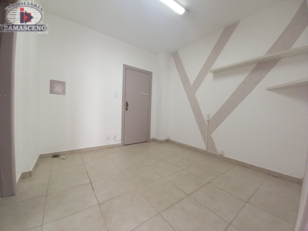 Conjunto Comercial para venda no Centro em Curitiba com 57,7m² por R$ 210.000,00