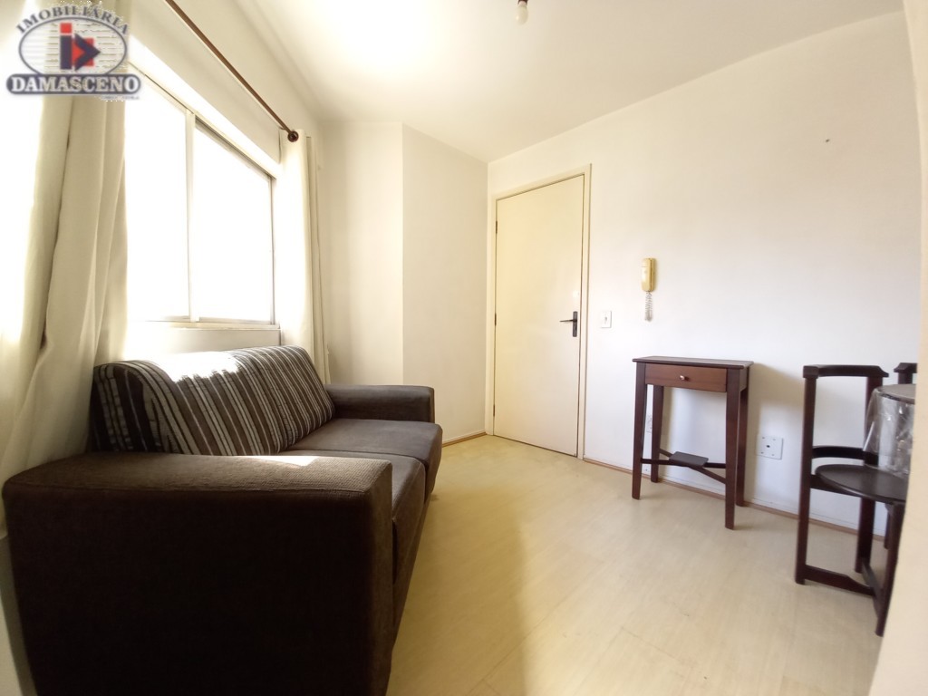 Apartamento para locacao no Centro em Curitiba com 29,52m² por R$ 1.222,22
