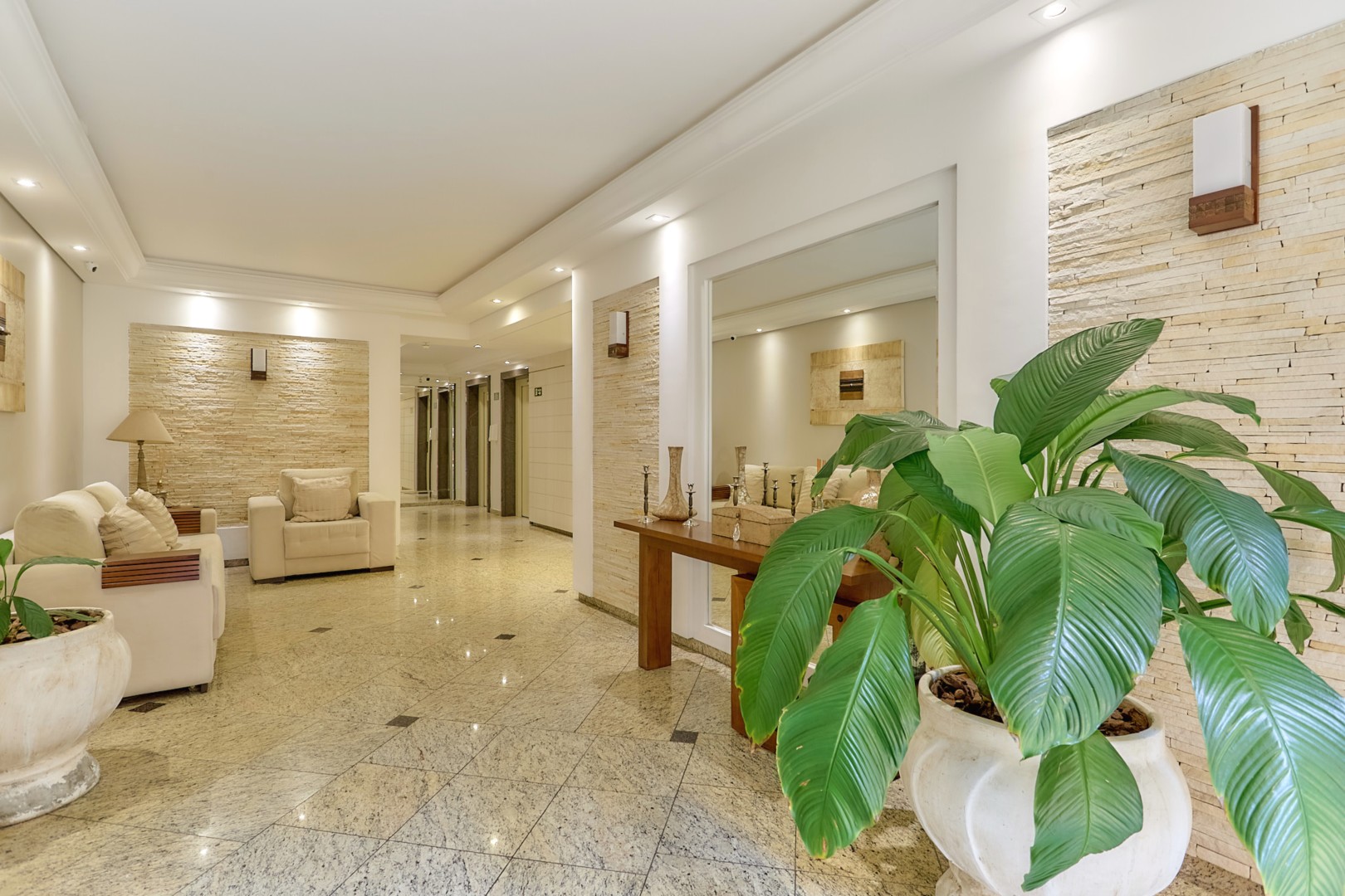 Apartamento para alugar em Ahu, Curitiba — Portal Chave Fácil