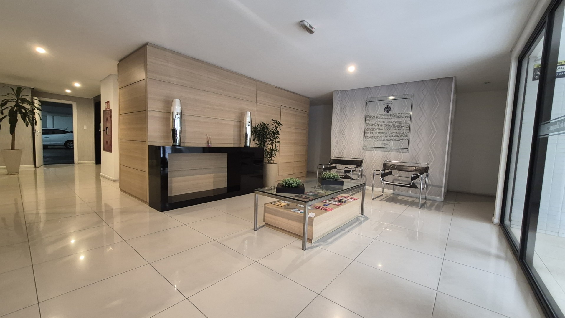 Apartamento para locacao no Centro em Curitiba com 58m² por R$ 1.444,44