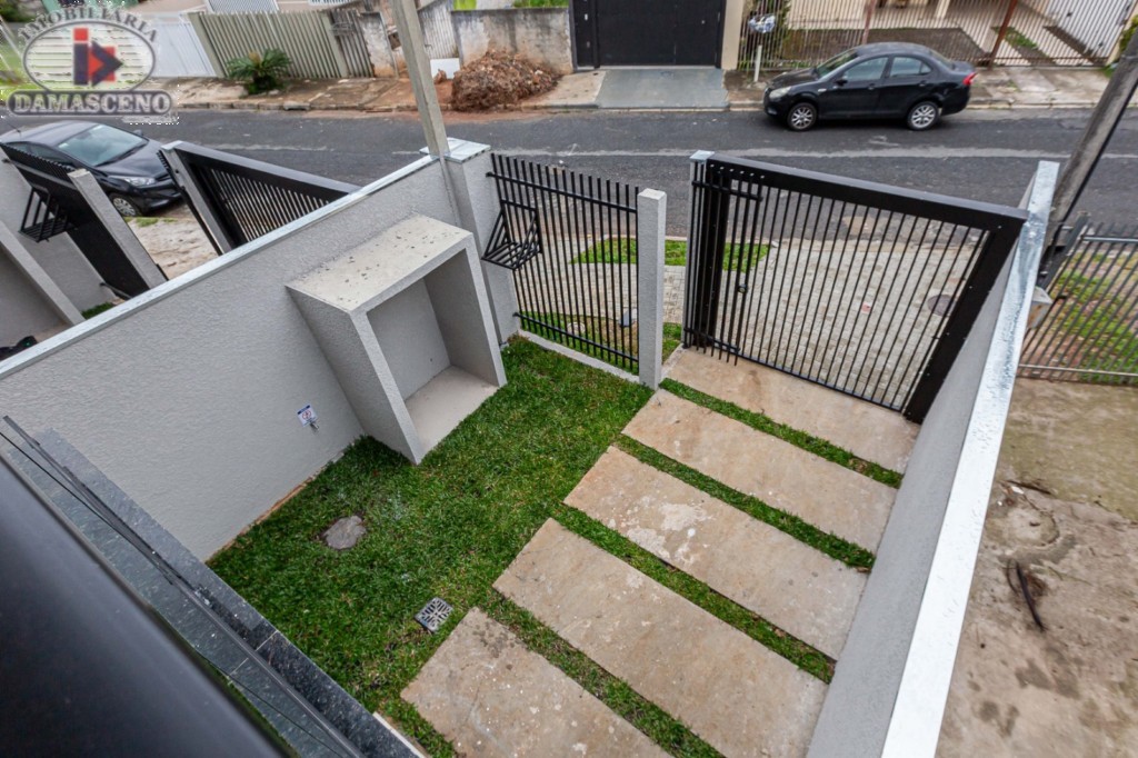 Sobrado para venda no Uberaba em Curitiba com 89m² por R$ 530.000,00