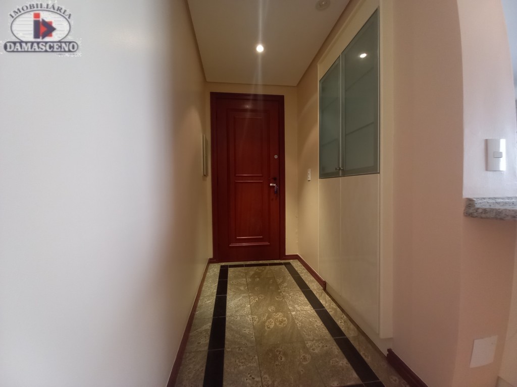 Apartamento para locacao no Bigorrilho em Curitiba com 85,7m² por R$ 2.222,22