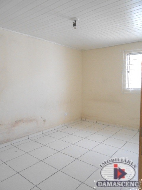 Casa para alugar em Hauer, Curitiba — Portal Chave Fácil