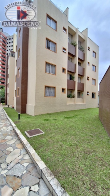 Apartamento para locacao no Cristo Rei em Curitiba com 183,77m² por R$ 3.333,33