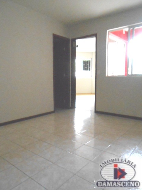 Apartamento para locacao no Centro Civico em Curitiba com 40m² por R$ 1.833,33
