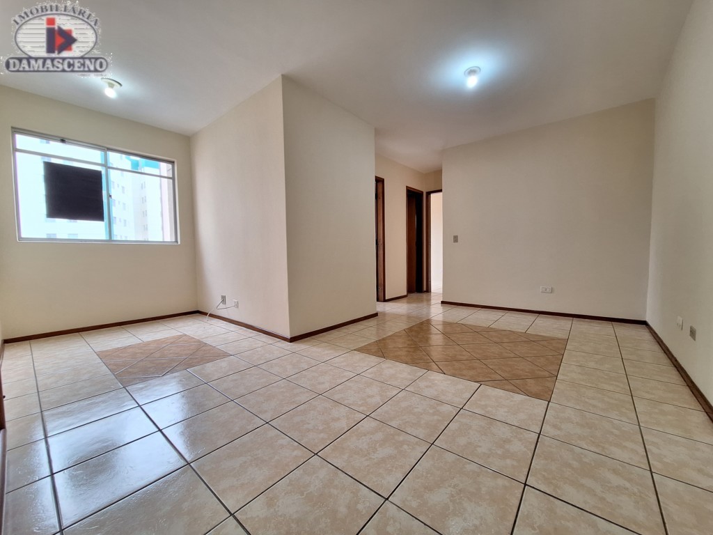 Apartamento para locacao no Hauer em Curitiba com 72,03m² por R$ 1.777,77