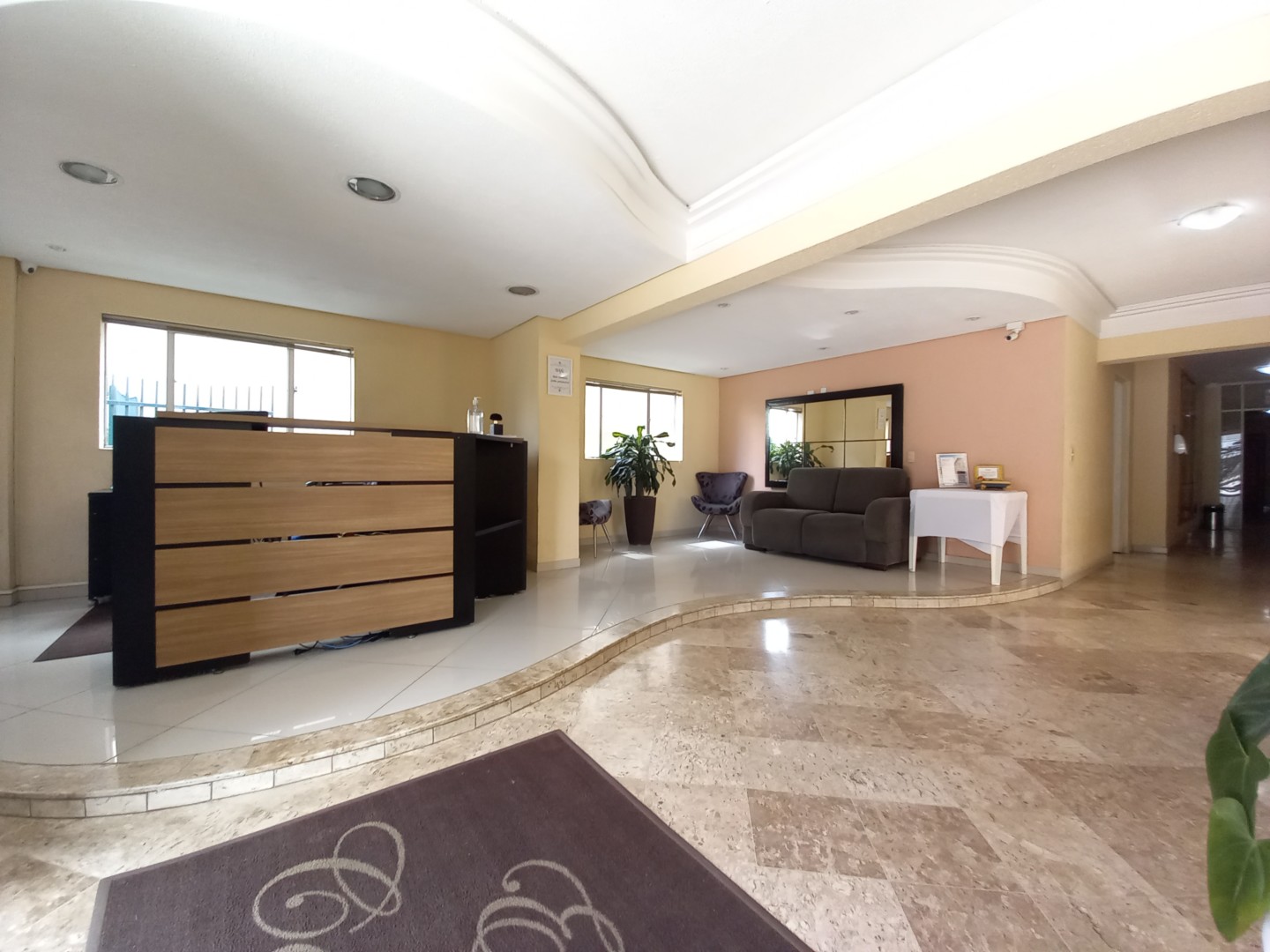 Apartamento para alugar em Reboucas, Curitiba — Portal Chave Fácil