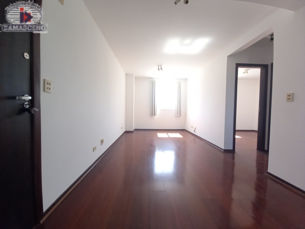 Apartamento para locacao no Hauer em Curitiba com 63,31m² por R$ 1.944,44