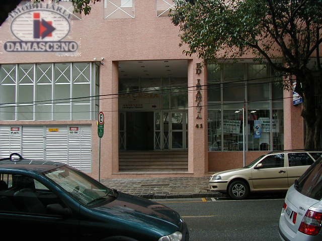 Apartamento para locacao no Centro em Curitiba com 55,67m² por R$ 1.623,84