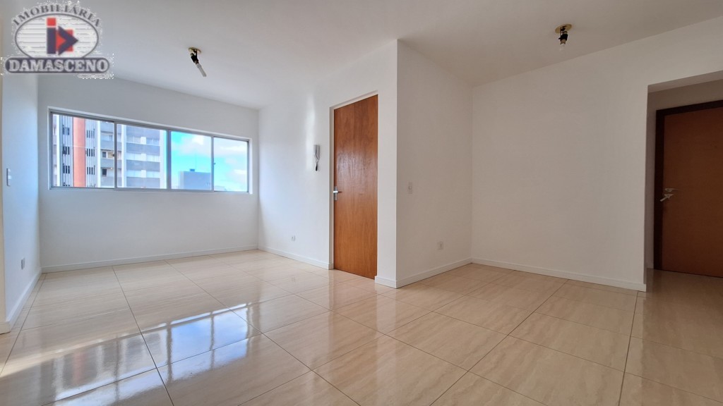 Apartamento à venda em Reboucas, Curitiba — Portal Chave Fácil