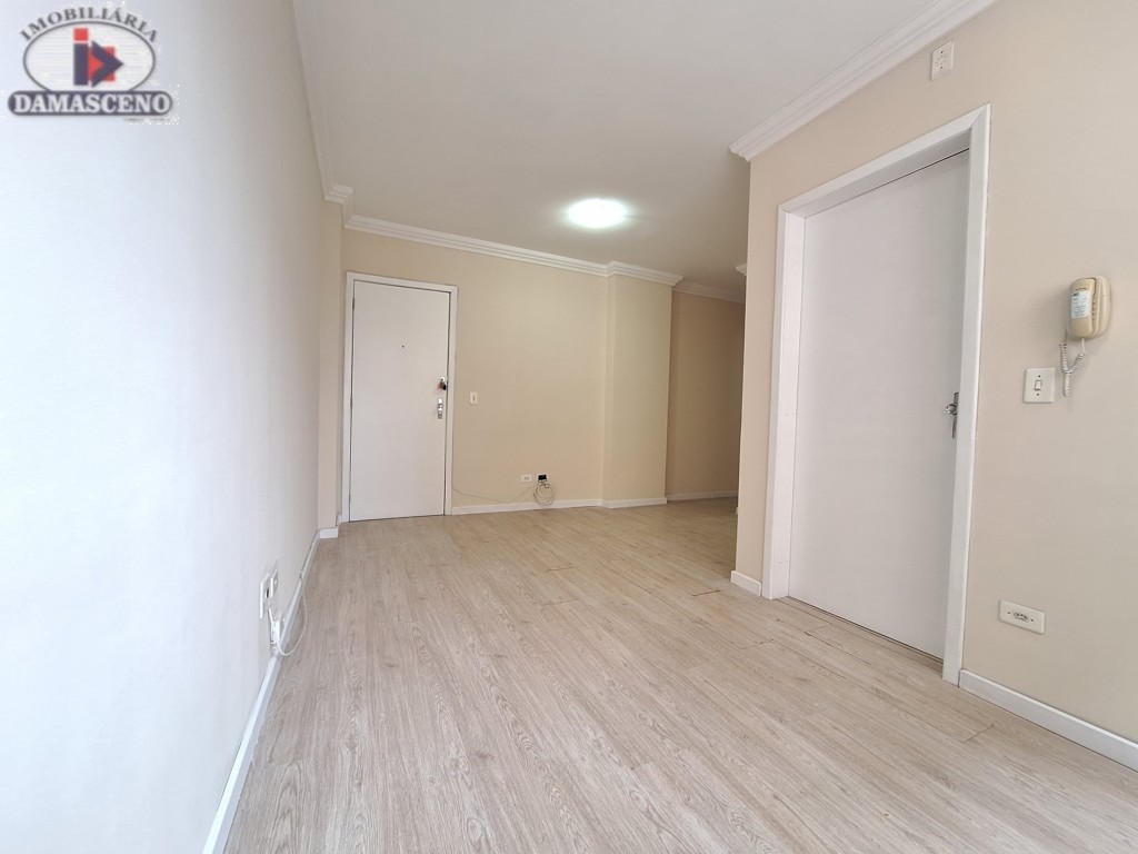 Apartamento para alugar em Reboucas, Curitiba — Portal Chave Fácil