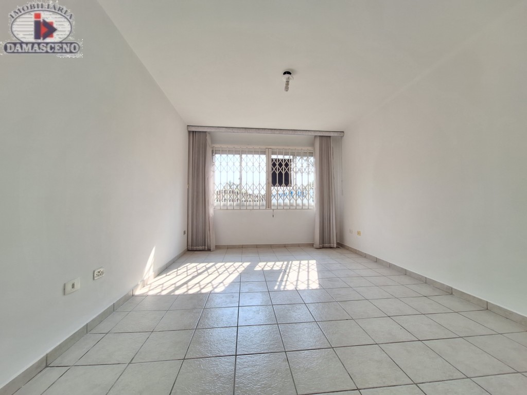 Apartamento para locacao no Vila Izabel em Curitiba com 92,95m² por R$ 2.222,22