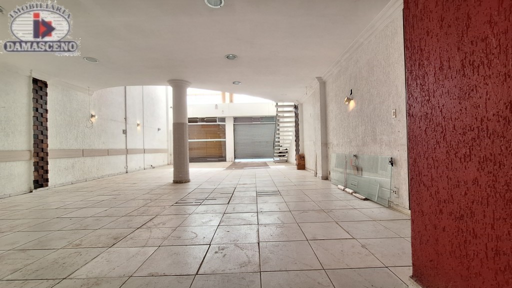 Loja para locacao no Centro em Curitiba com 110m² por R$ 7.222,22