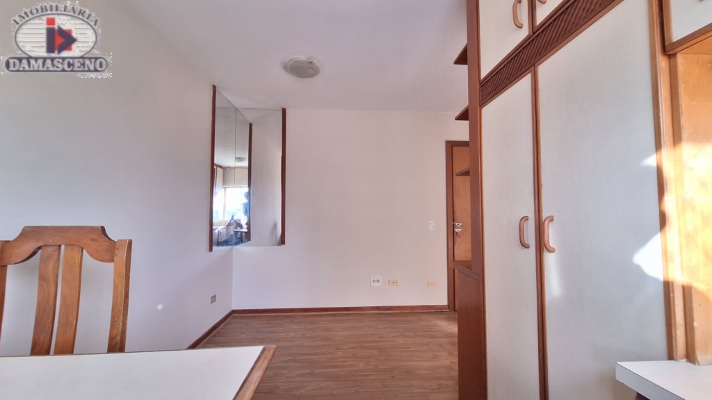 Apartamento para alugar em Reboucas, Curitiba — Portal Chave Fácil
