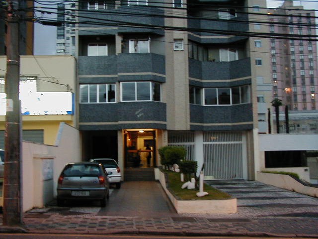 Kitnet para alugar em Centro, Curitiba — Portal Chave Fácil