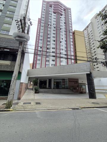 Apartamento para locacao no Centro em Curitiba com 62,23m² por R$ 2.222,22