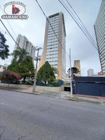 Apartamento para locacao no Reboucas em Curitiba com 57m² por R$ 2.555,55