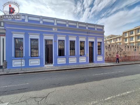 Residência Comercial para locacao no Sao Francisco em Curitiba com 435m² por R$ 10.000,00