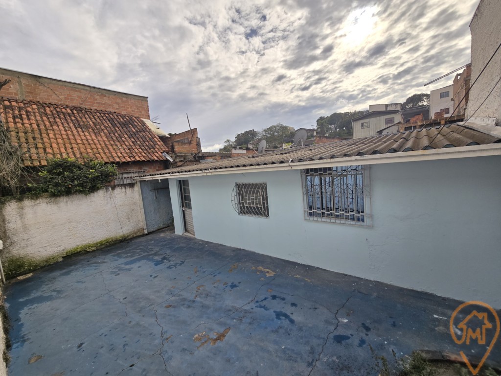 Casa para alugar em Uberaba, Curitiba — Portal Chave Fácil