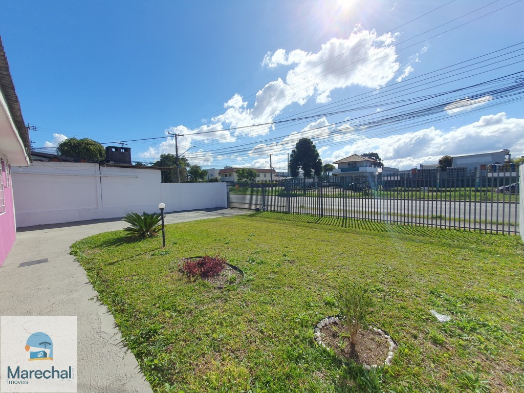 Casa para alugar em Boqueirao, Curitiba — Construa Assessoria Imobiliária